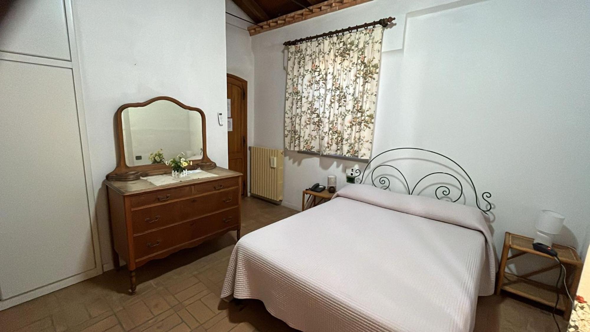 カタンザーロ ボルゴ ピアッツァ Bed & Breakfast エクステリア 写真